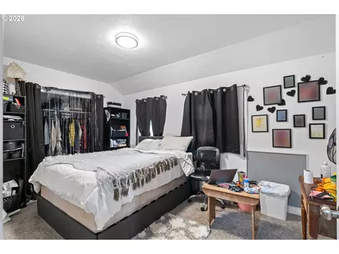 Bedroom - 105 Arcade St, Lexington, OR 97839 photo 4 of 5