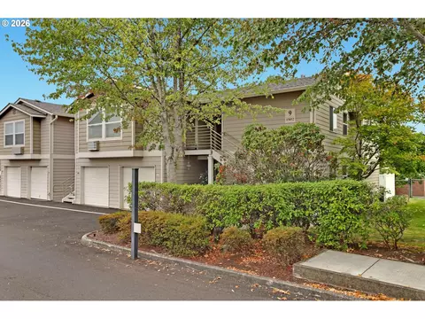 15052 NW Central Dr, Portland, OR 97229