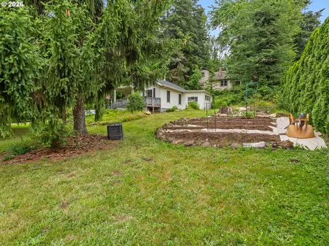 Exterior - 32510 E Bell Rd, Corbett, OR 97019 photo 1 of 21
