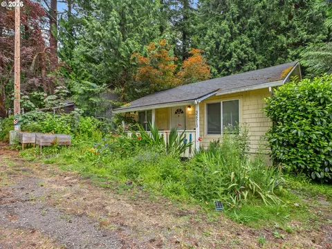 Exterior - 32510 E Bell Rd, Corbett, OR 97019 photo 9 of 21