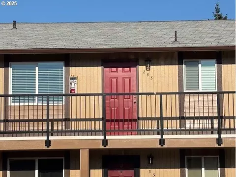 3404 19th Ave #203, Forest Grove, OR 97116