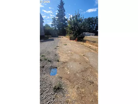 Exterior - Church St, Dillard, OR 97432 photo 1 of 17