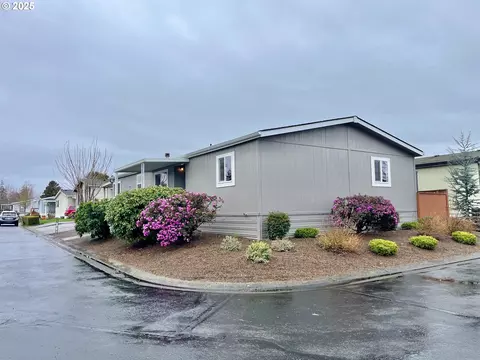 1500 Gabriela Ct #35, Salem, OR 97301