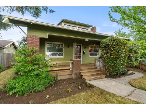 7525 N Albina Ave, Portland, OR 97217