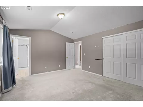 Bedroom - 37637 Solso Ct, Sandy, OR 97055 photo 5 of 5