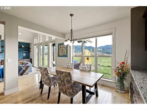 Dining - 90375 Hill Rd, Springfield, OR 97478 photo 3 of 3
