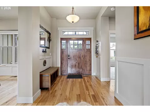 Entry Way - 90375 Hill Rd, Springfield, OR 97478 photo 1 of 4
