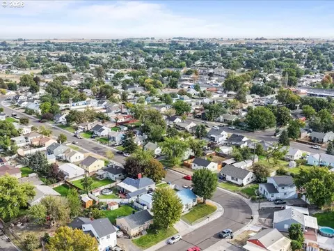 View/Area - 455 E Sunset Dr, Hermiston, OR 97838 photo 7 of 11