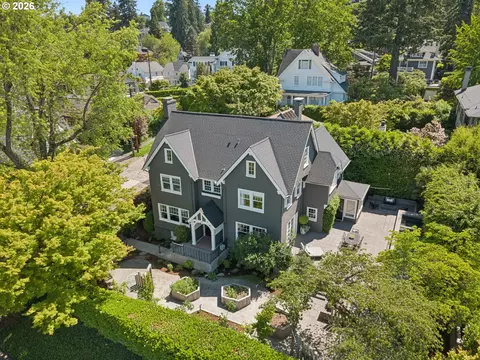 1808 SW Laurel St, Portland, OR 97201
