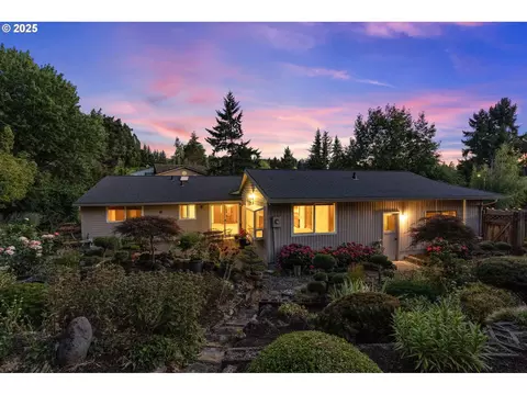 6996 SW 184th Ave, Beaverton, OR 97007