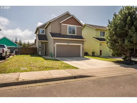 773 Kentucky Ave, Coos Bay, OR 97420