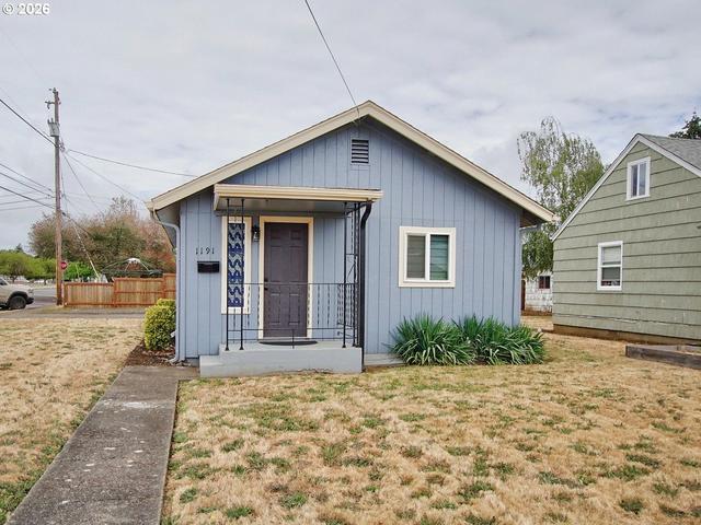 1191 SE Fenton St, Dallas, OR 97338