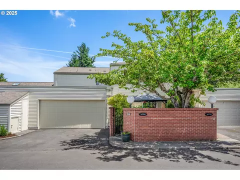 16760 SW Monaco Ln, Portland, OR 97224