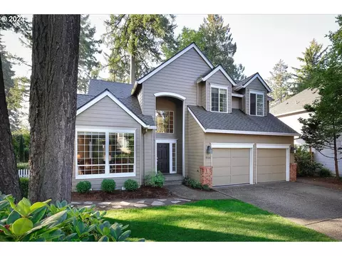 4506 Black Forest Ct, Lake Oswego, OR 97035
