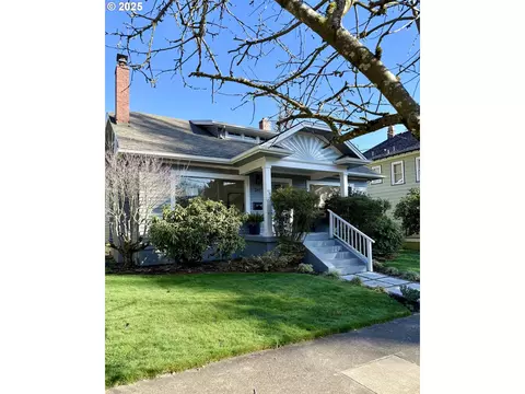 245 S Nebraska St, Portland, OR 97239