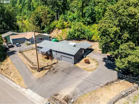 2229 NW 6th Pl, Camas, WA 98607