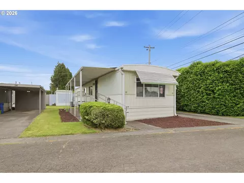501 Division Ave #15, Eugene, OR 97404