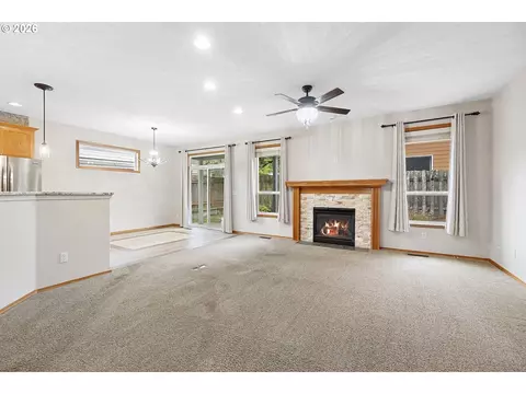 Living - 1926 NW 18th St, Gresham, OR 97030 photo 3 of 5