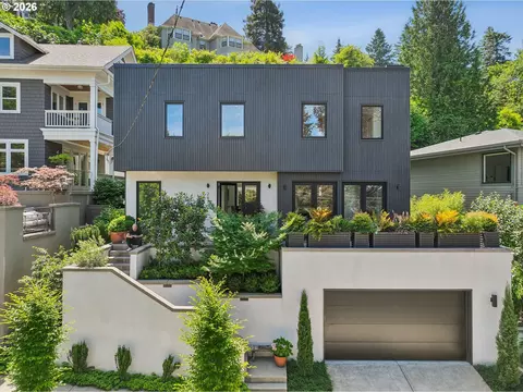 2870 NW Westover Rd, Portland, OR 97210