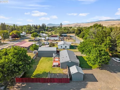View/Area - 1020 N Benson St, Union, OR 97883 photo 3 of 4