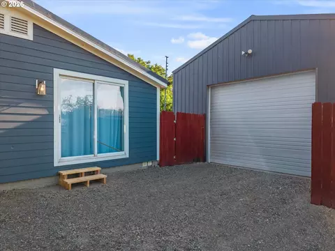 Exterior - 1020 N Benson St, Union, OR 97883 photo 2 of 9