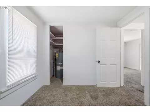 Bedroom - 595 S 47th St, Springfield, OR 97478 photo 3 of 6