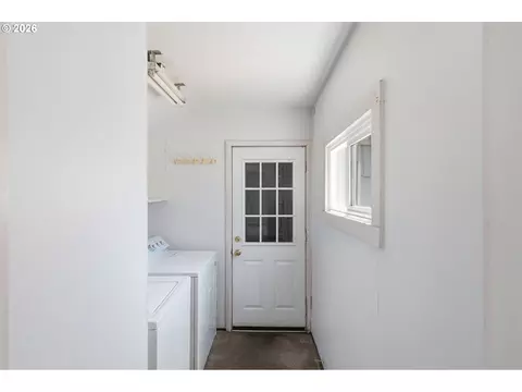 Other - 595 S 47th St, Springfield, OR 97478 photo 7 of 8