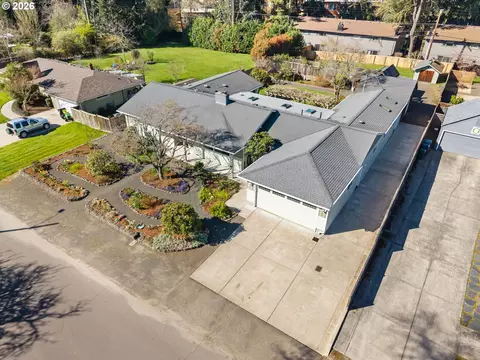 View/Area - 394 Cherry Dr, Eugene, OR 97401 photo 1 of 3