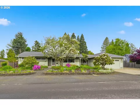 Exterior - 394 Cherry Dr, Eugene, OR 97401 photo 10 of 10