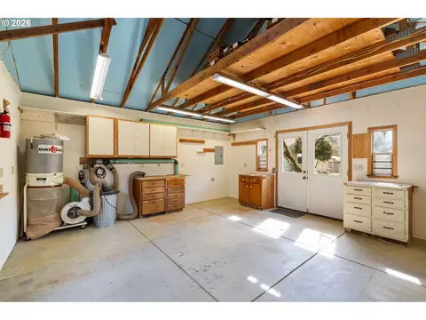 Other - 394 Cherry Dr, Eugene, OR 97401 photo 14 of 18