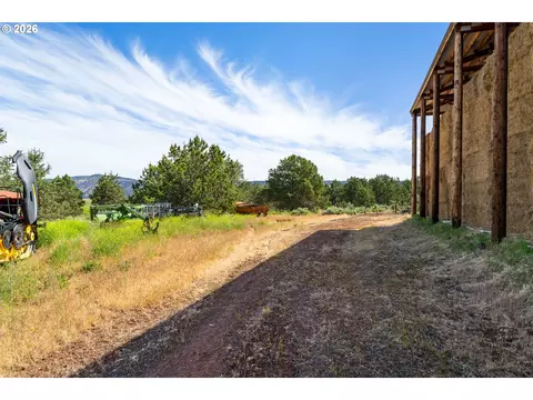Mitchell Rd, Dairy, OR 97625 photo 30