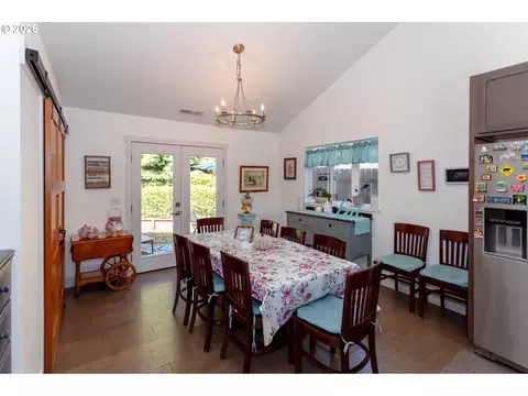 Dining - 1496 S 57th St, Springfield, OR 97478 photo 1 of 2