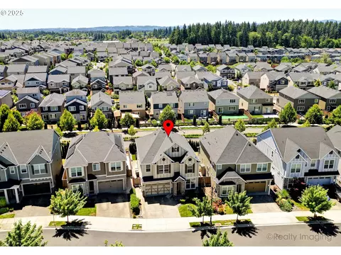 16874 NW Madrone St, Portland, OR 97229