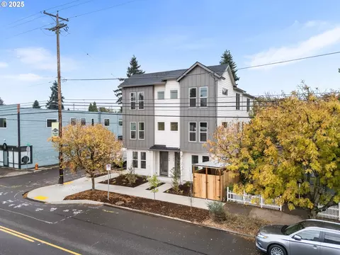 7194 NE Glisan St #1, Portland, OR 97213
