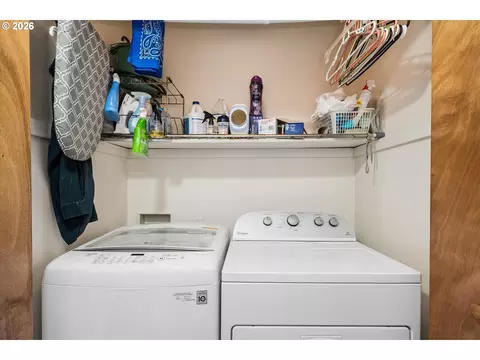 4860 A St, Springfield, OR 97478 photo 15