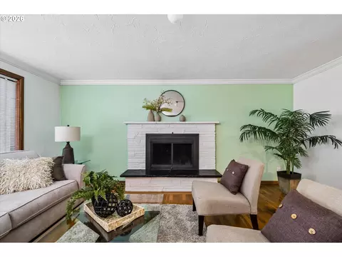 1061 Waite St, Eugene, OR 97402 photo 7