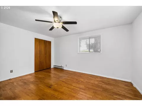 1061 Waite St, Eugene, OR 97402 photo 21