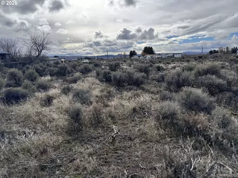 cypress street, Christmas Valley, OR 97641