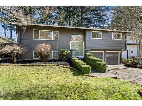 1016 NE 178th Ave, Portland, OR 97230