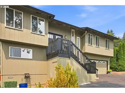Exterior - 340 Patricia Dr, Gladstone, OR 97027 photo 3 of 11