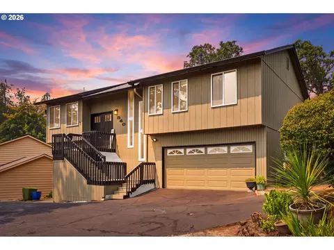 Exterior - 340 Patricia Dr, Gladstone, OR 97027 photo 10 of 11