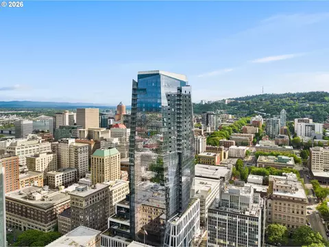 550 SW 10th Ave #2309, Portland, OR 97205
