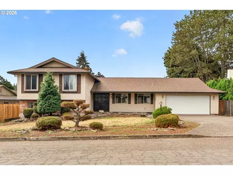 15265 SE Bevington Ave, Milwaukie, OR 97267