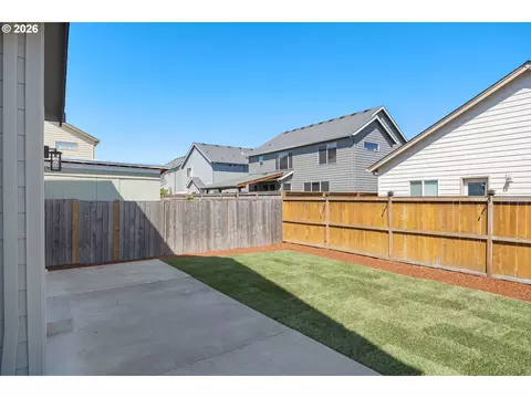 Exterior - 601 St Charles St, Eugene, OR 97402 photo 4 of 4