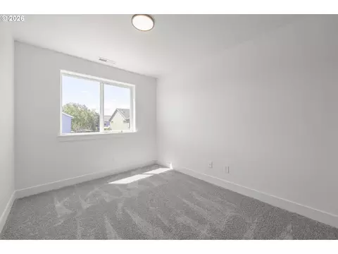 Bedroom - 601 St Charles St, Eugene, OR 97402 photo 5 of 7