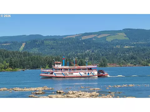 View/Area - 951 Spelling Pl, Cascade Locks, OR 97014 photo 2 of 2