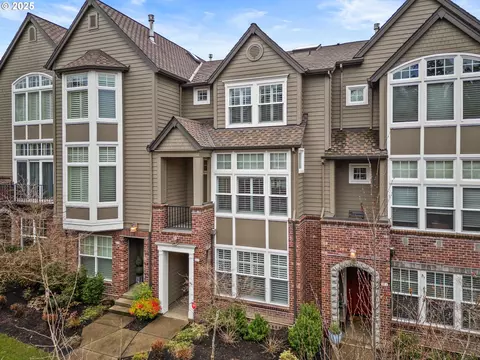 313 3rd St, Lake Oswego, OR 97034