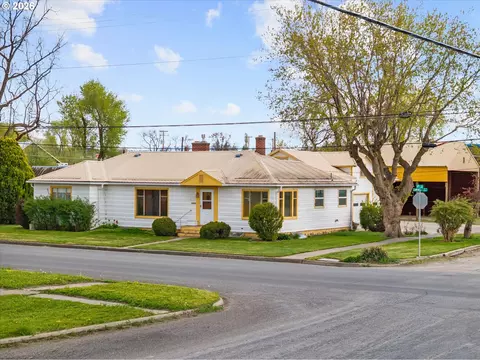 2995 Campbell St, Baker City, OR 97814