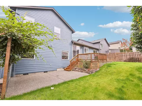 Exterior - 2578 NW 4th St, Gresham, OR 97030 photo 6 of 7