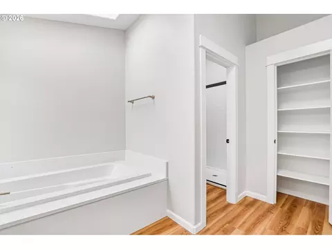 Other - 2578 NW 4th St, Gresham, OR 97030 photo 1 of 3